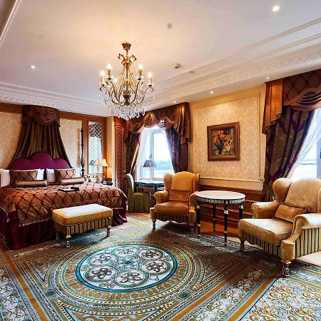 Fairmont Grand 5*