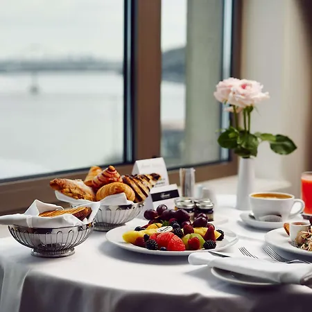 Hotel Fairmont Grand 5*